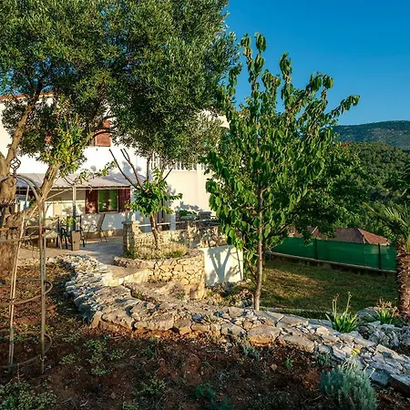 Cozy Pool Stari Grad (Hvar)